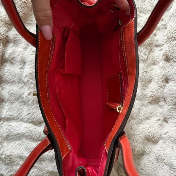 Vintage Coach Leather Satchel Handbag Orange Red Brass Hardware - Picture 4 of 7